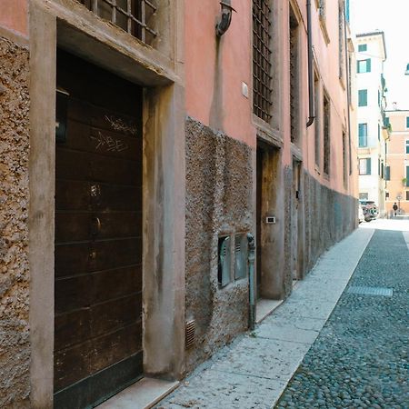 Carega City Center Apartment Verona Buitenkant foto